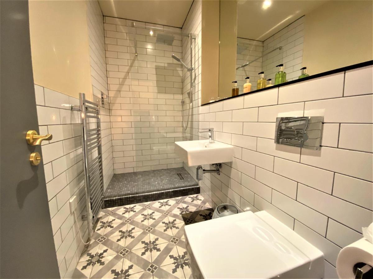 The Scott At Claremont Serviced Apartments Лидс Экстерьер фото